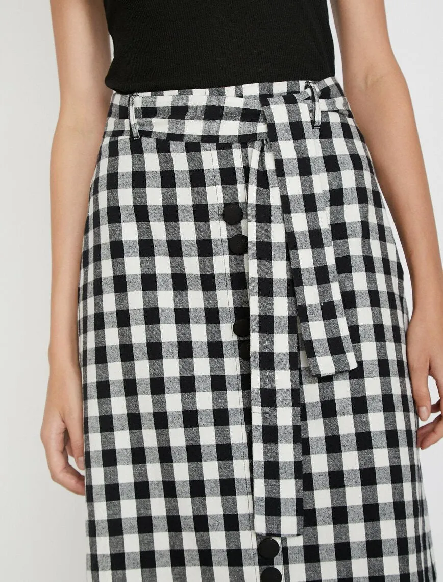 11847 Black Check Midi Skirt