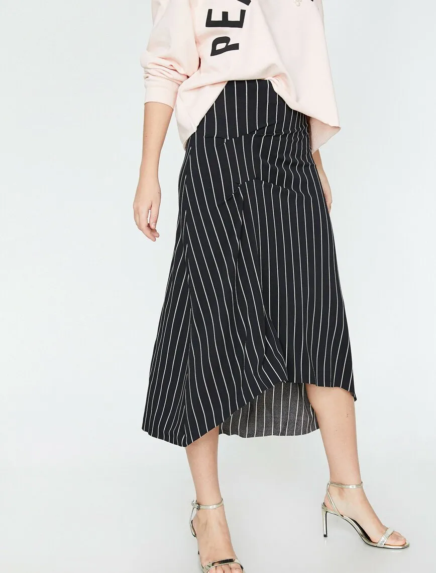 12035 Black Striped Midi Skirt