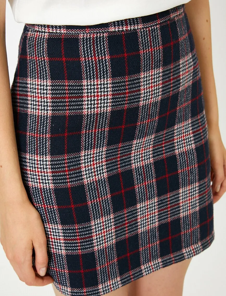 12241 Red Check Midi Skirt