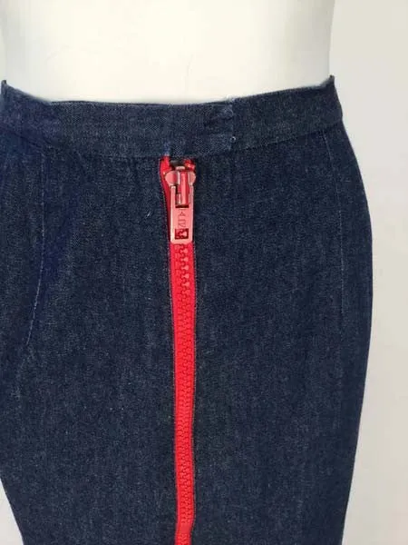 1970s Geoffrey Beene Dark Wash Denim and Red Zipper Midi Skirt