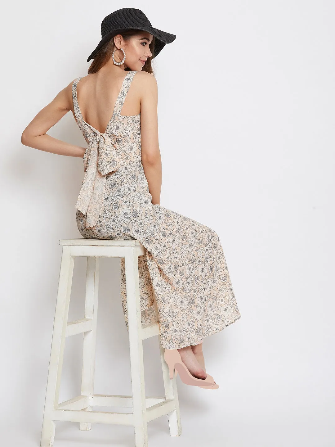 Berrylush Women Beige & Off-White Floral Printed Square Neck Open-Back A-Line Midi Dress