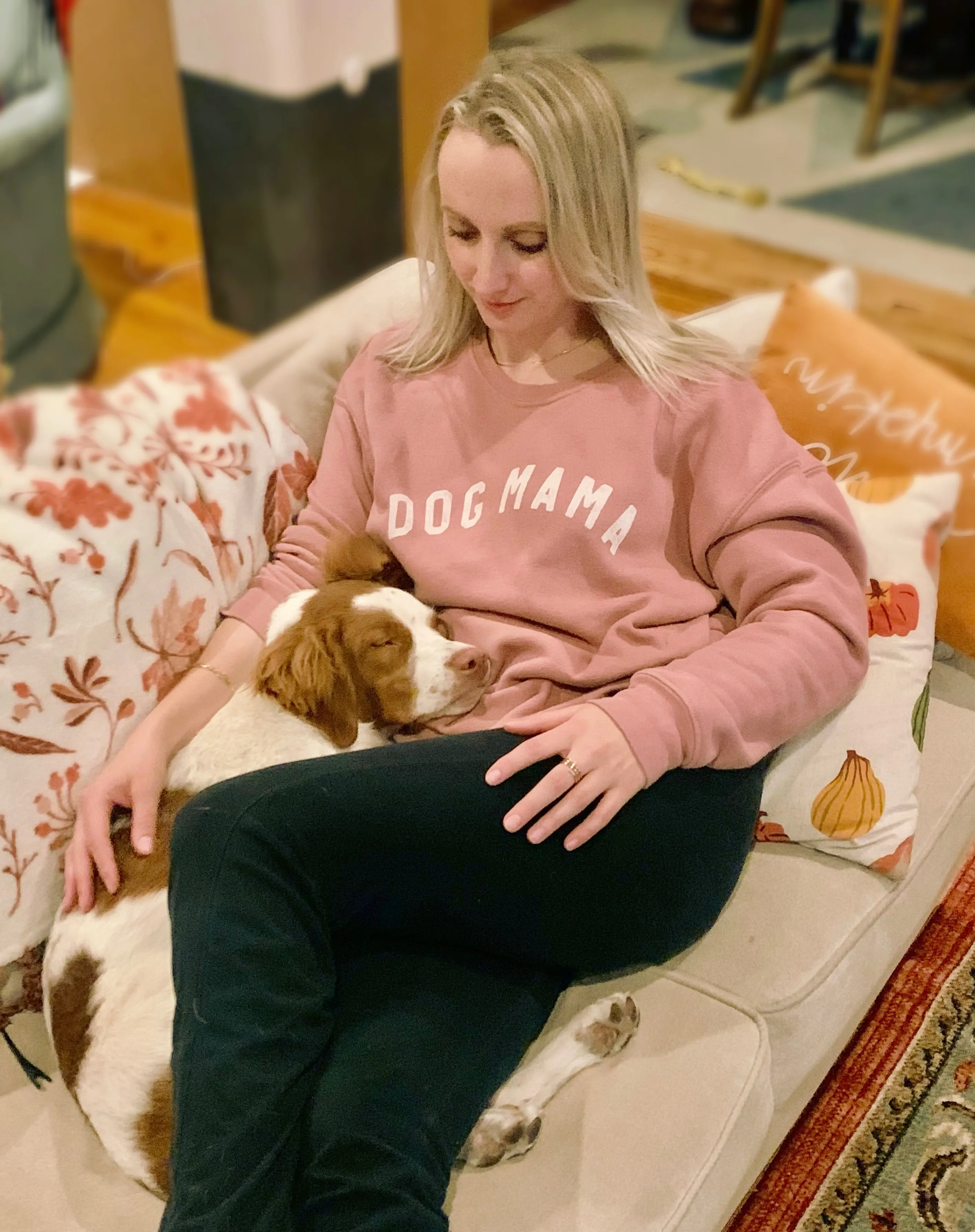 DOG MAMA Unisex Crewneck Sweatshirt