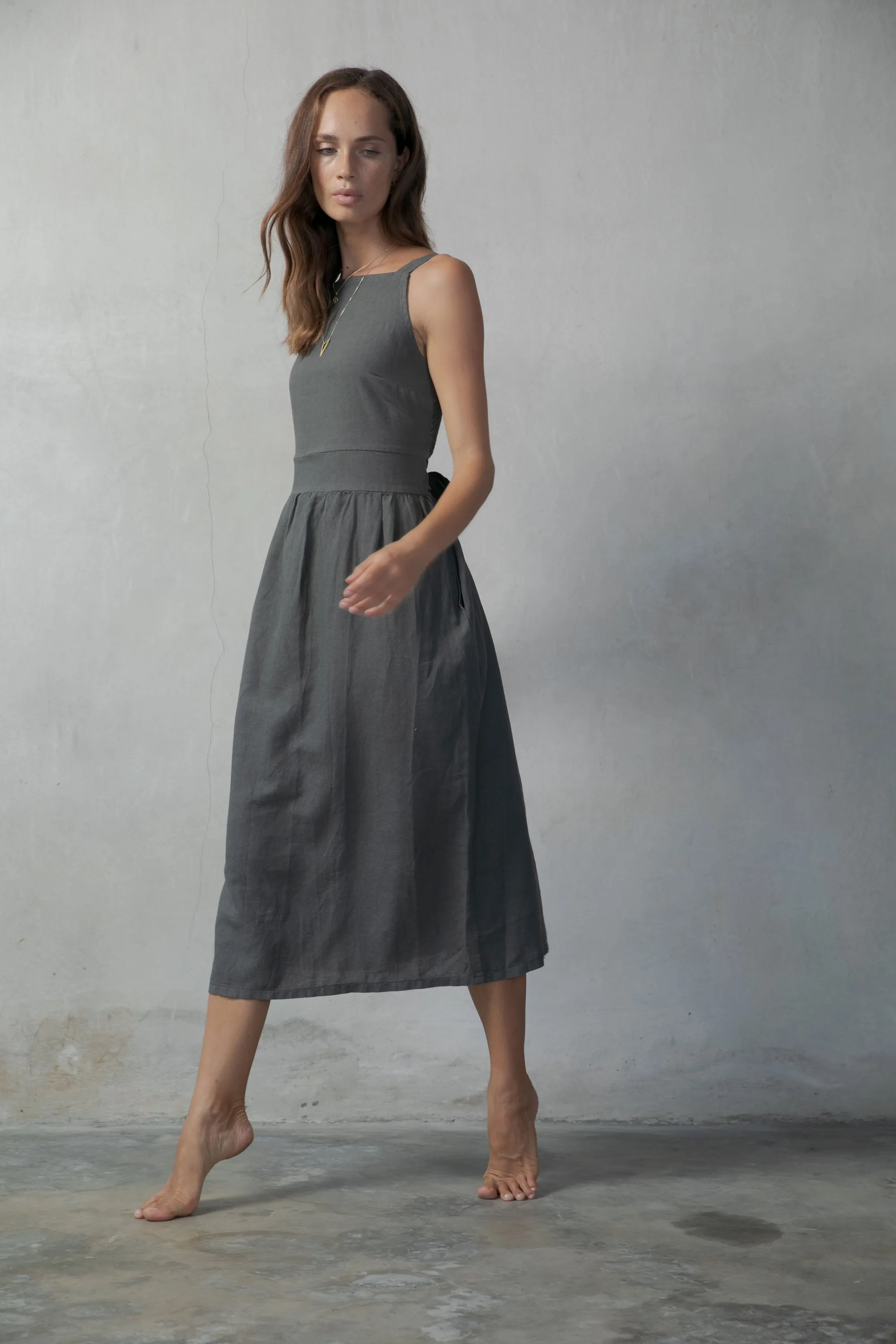 Farfalla Linen Midi Dress Grey Anthrazit