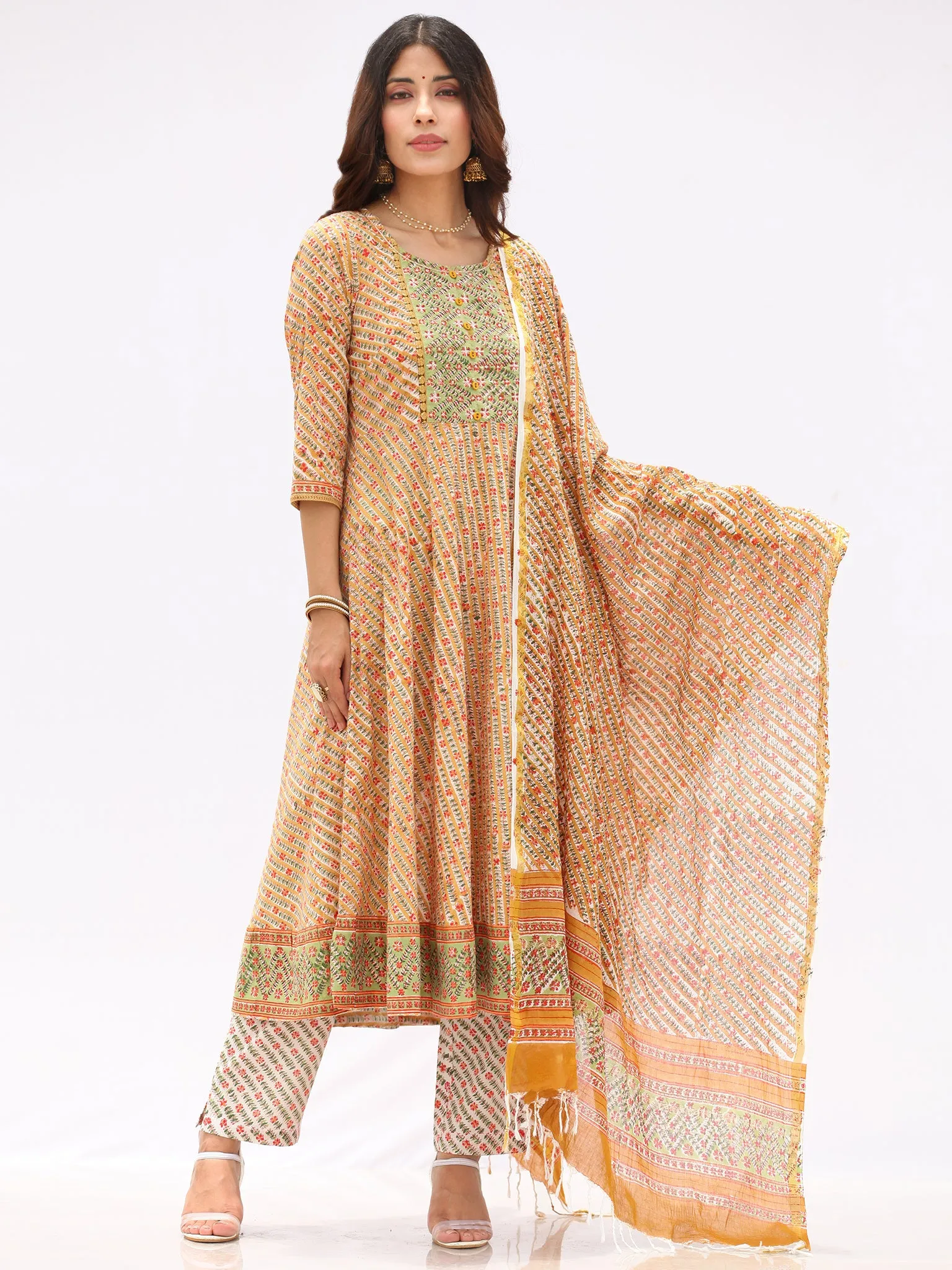 Fiza Sukoon Set Of Flared Kurta Pants Dupatta