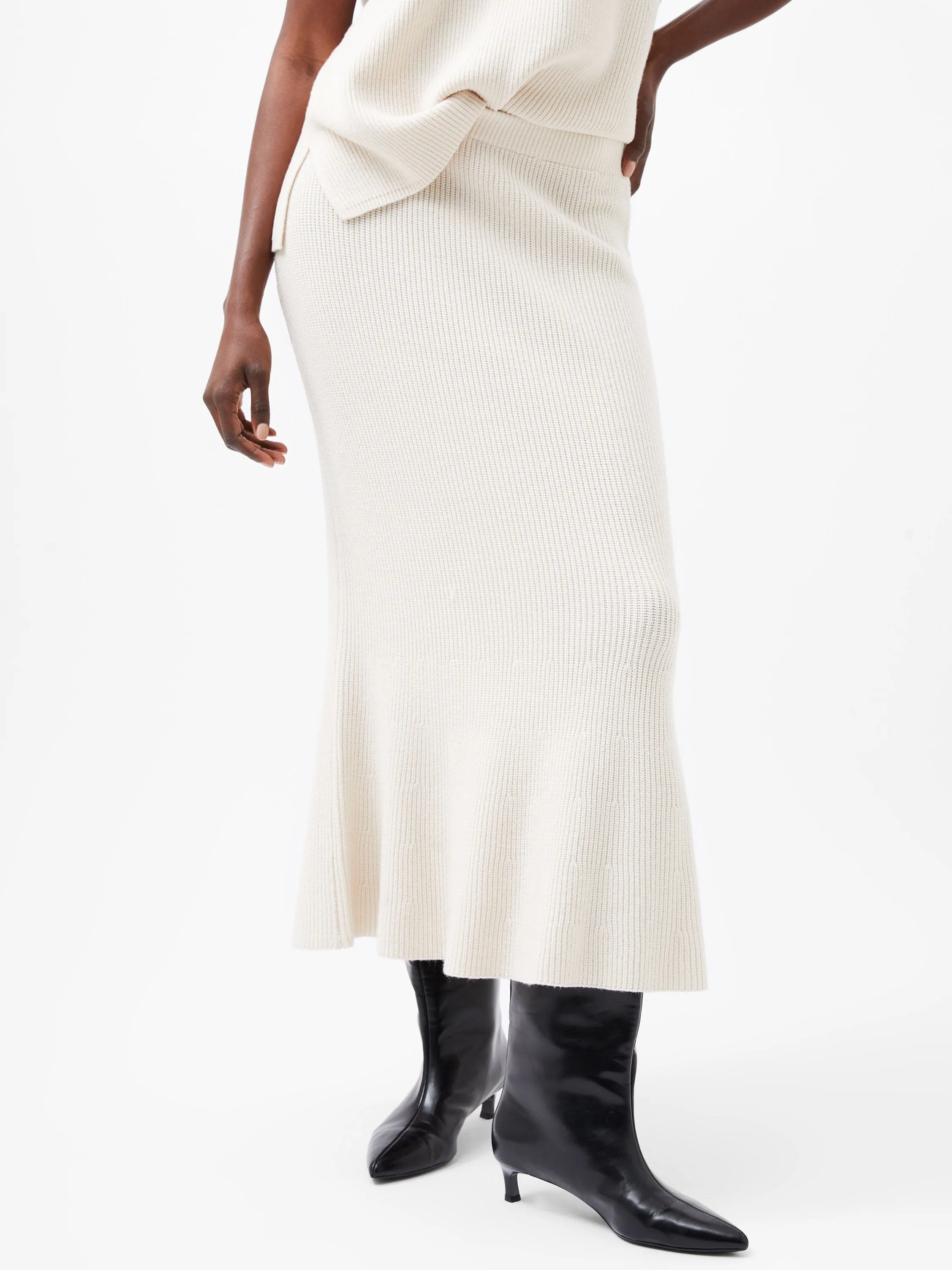 Nariko Knit Maxi Skirt