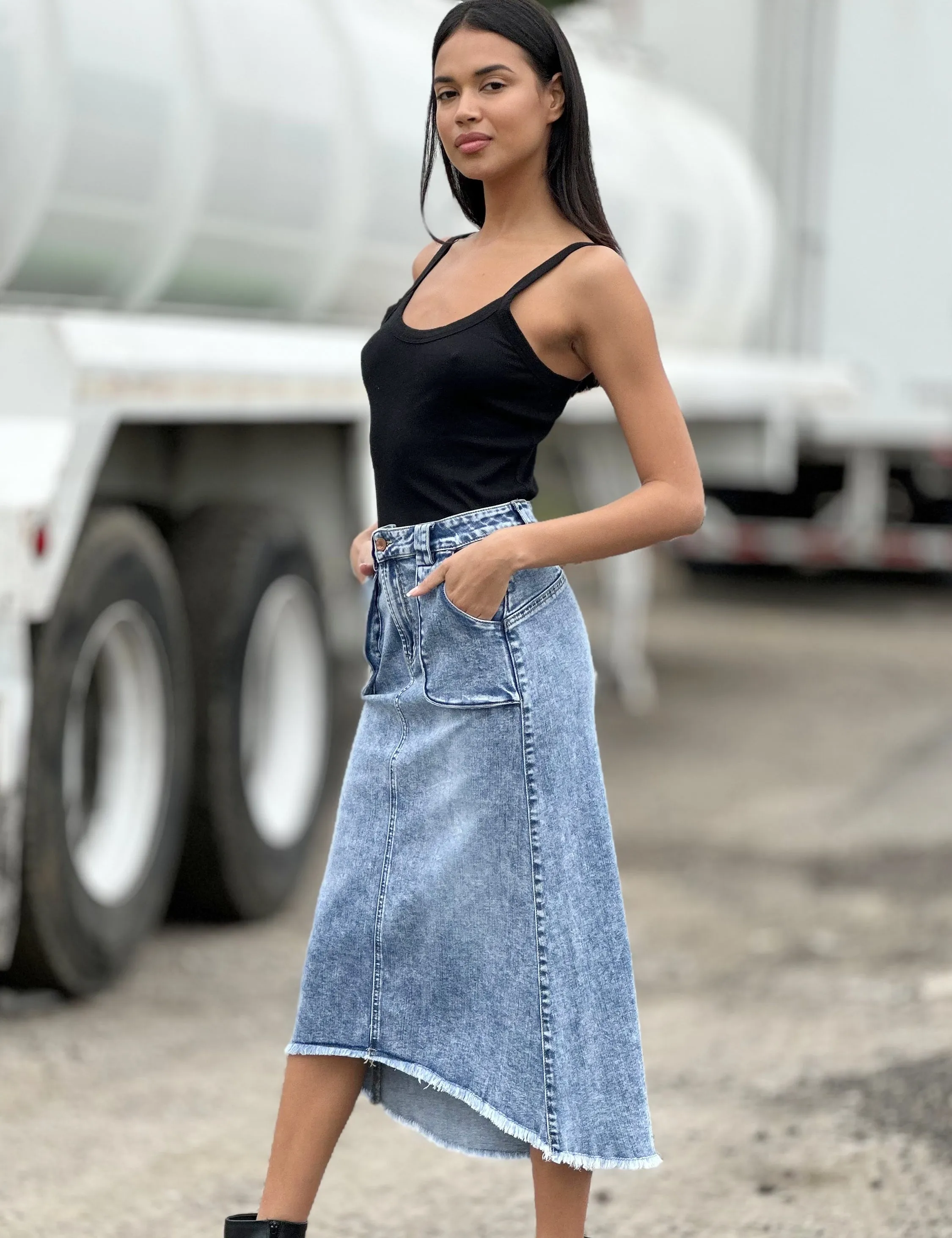 Patch Pocket Denim Midi Skirt