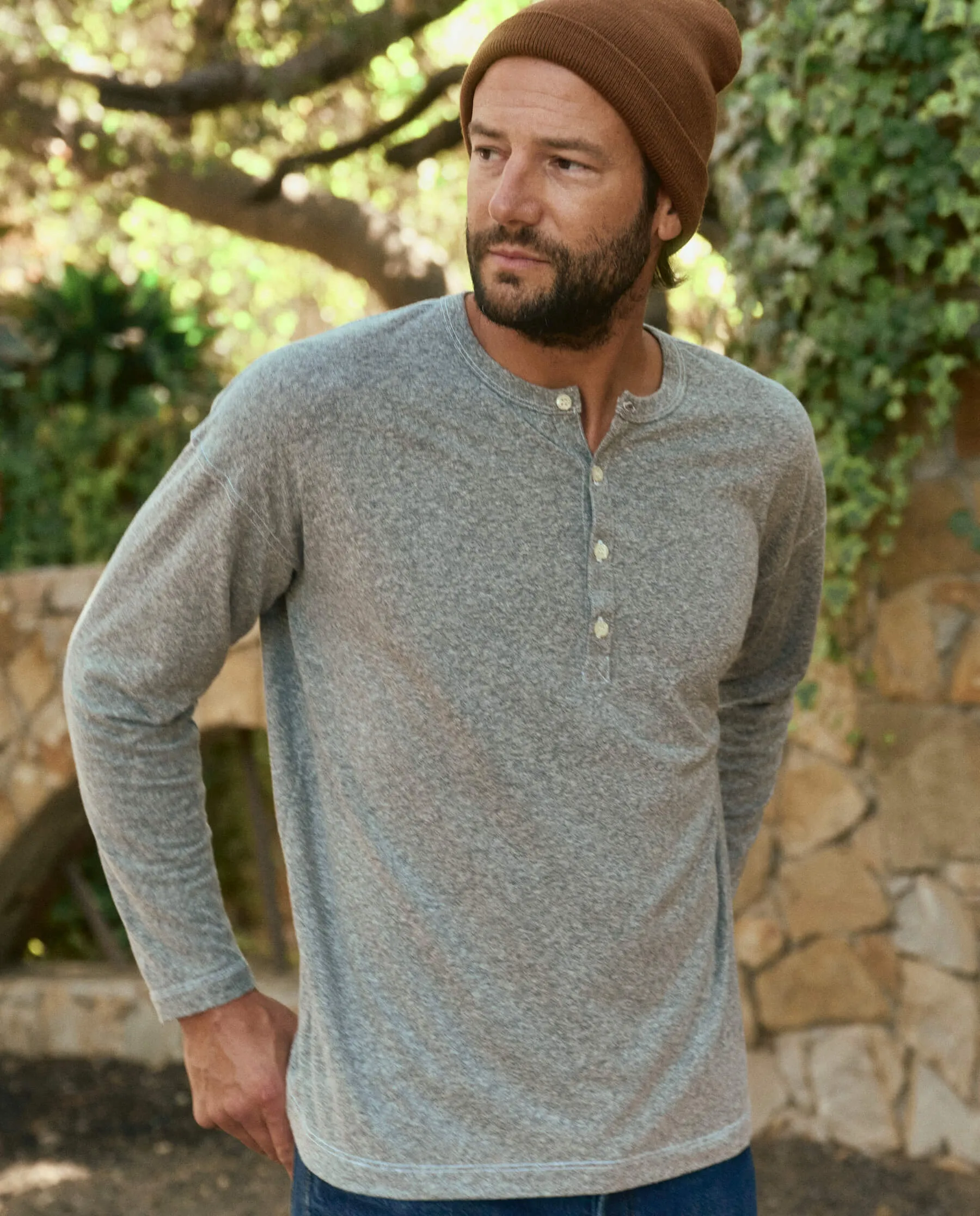 The Men's Boxy Henley. -- Heather Grey