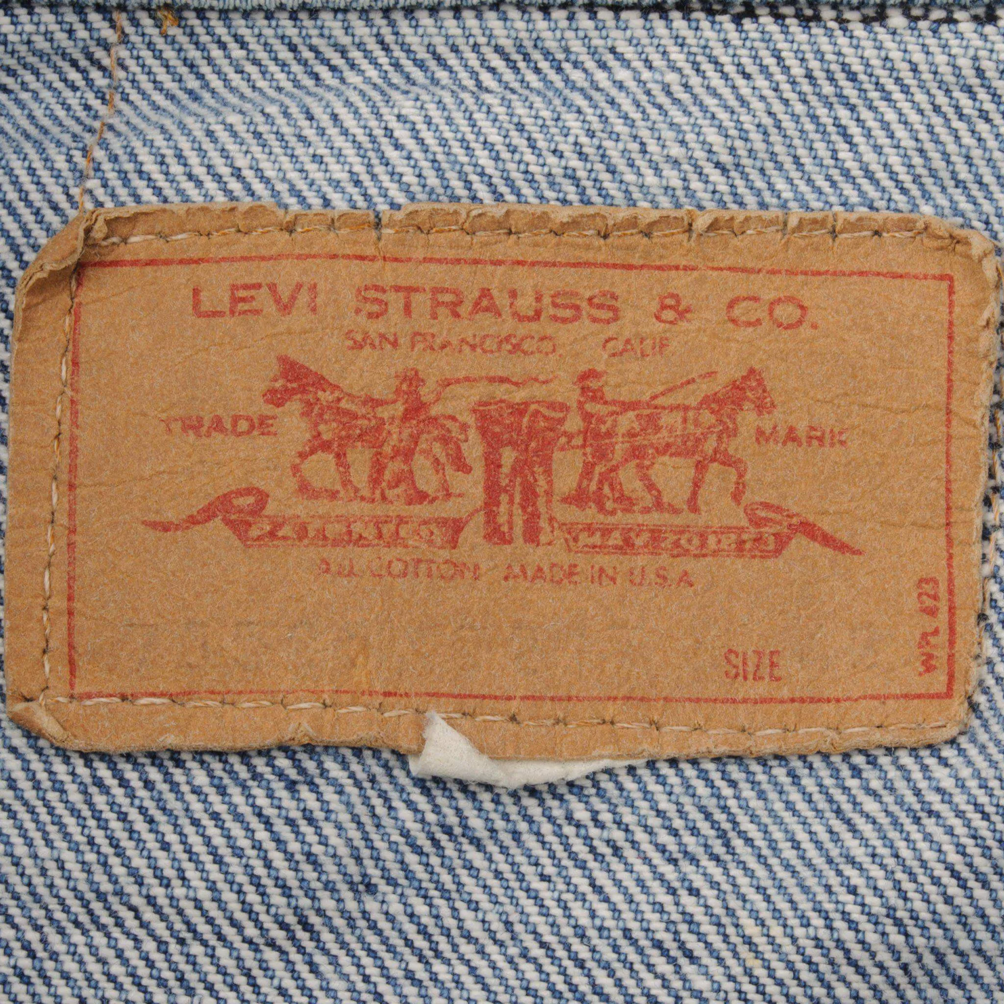 VINTAGE LEVIS JACKET SINGLE STITCH SIZE 48  MADE IN USA